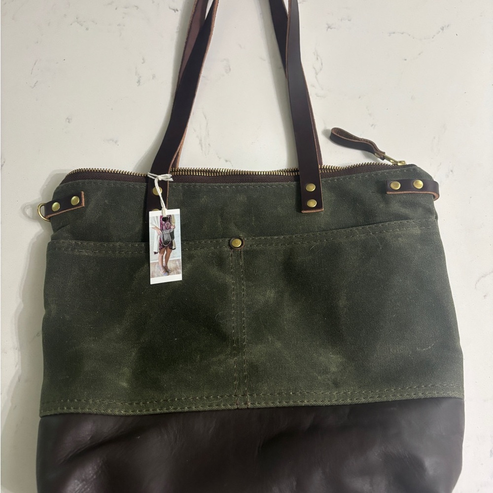 NWT Ellie Jane Mini Sawyer Tote